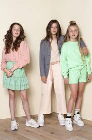 leuke meiden kleding